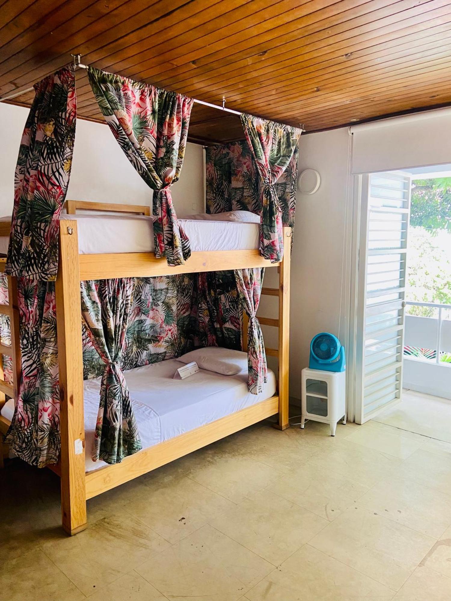 Oasis Cali Hostel Bagian luar foto